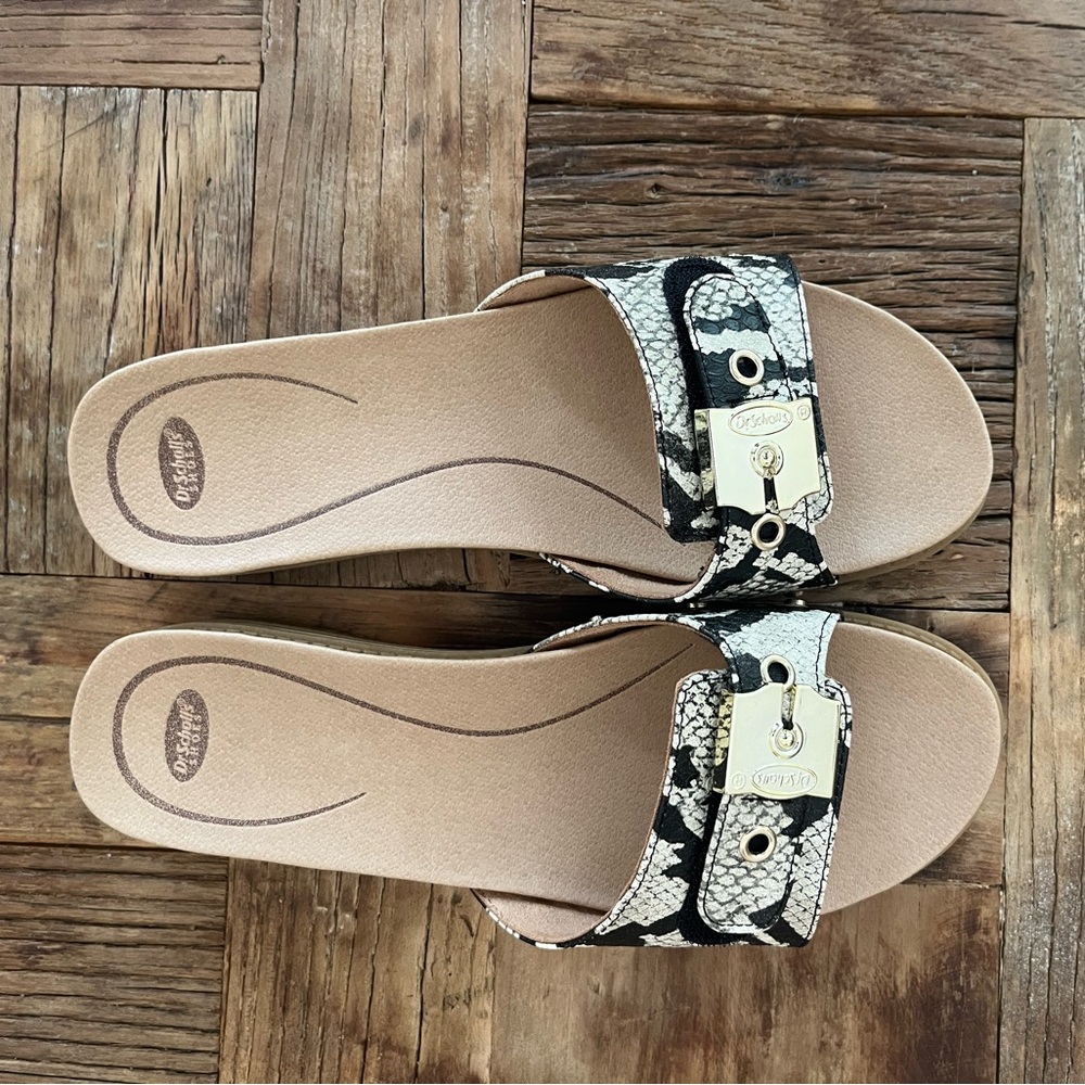Dr. Scholl’s Originalist Snakeskin Sandals
